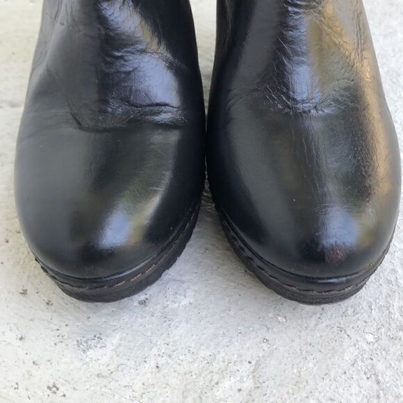 Bruno Ferrini  - Picture 3 of 6